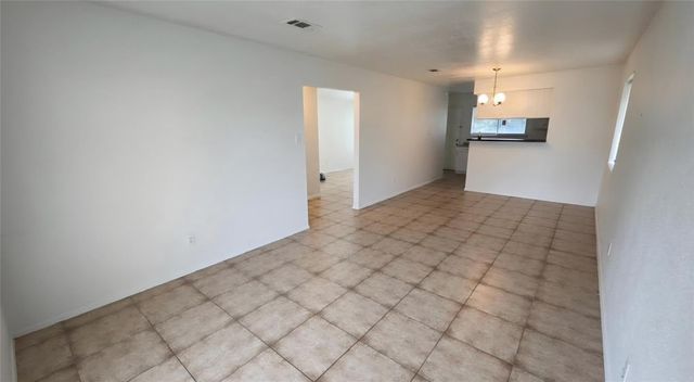 5150 Prairie Ridge Road, Houston, TX 77053