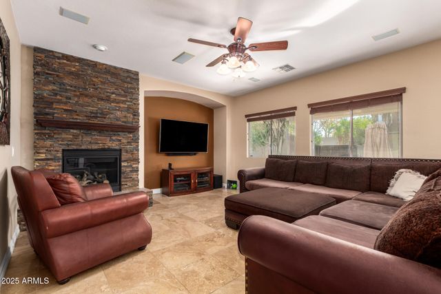 3017 E POWELL Way, Gilbert, AZ 85298