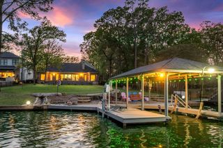 211 N Beverly Drive, Malakoff, TX 75148