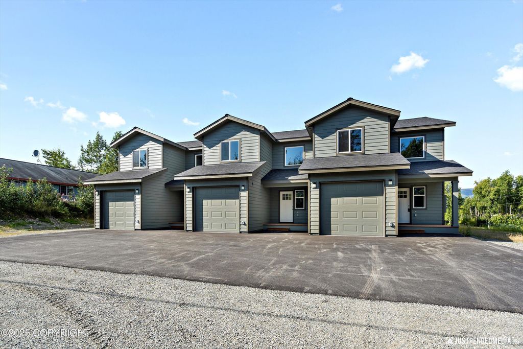 2251 W Ridgewood Drive, Wasilla, AK 99654