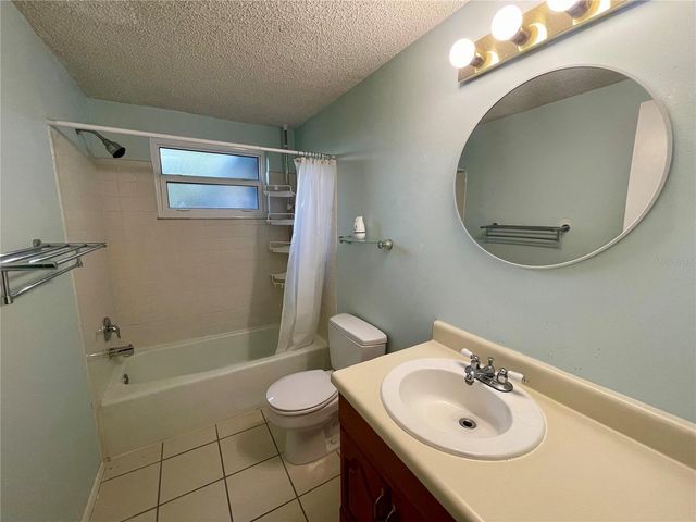 5157 ISLAND DATE STREET, Sarasota, FL 34232
