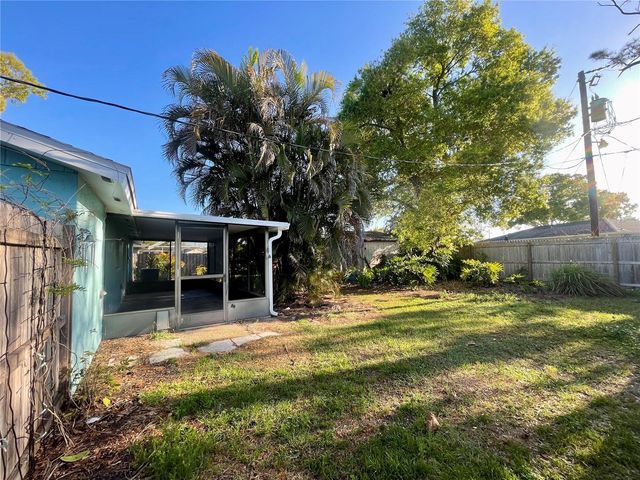 5157 ISLAND DATE STREET, Sarasota, FL 34232