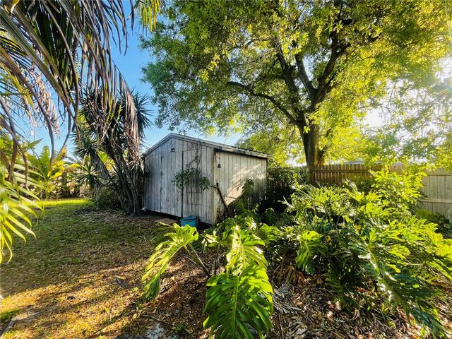 5157 ISLAND DATE STREET, Sarasota, FL 34232
