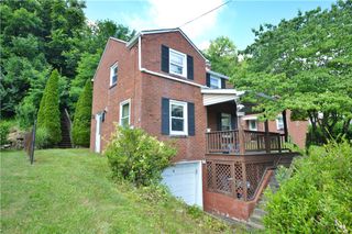 1056 Lindberg Ave, Lincoln Place, PA 15120