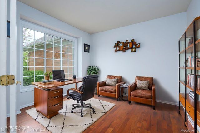 45498 Muirfield Drive, Canton Charter Township, MI 48188