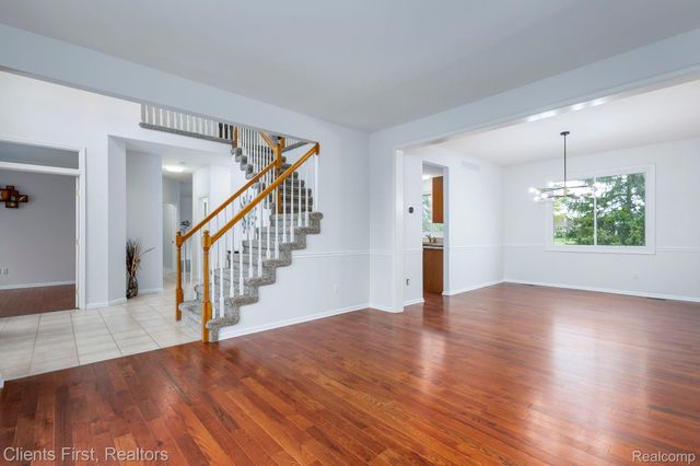 45498 Muirfield Drive, Canton Charter Township, MI 48188