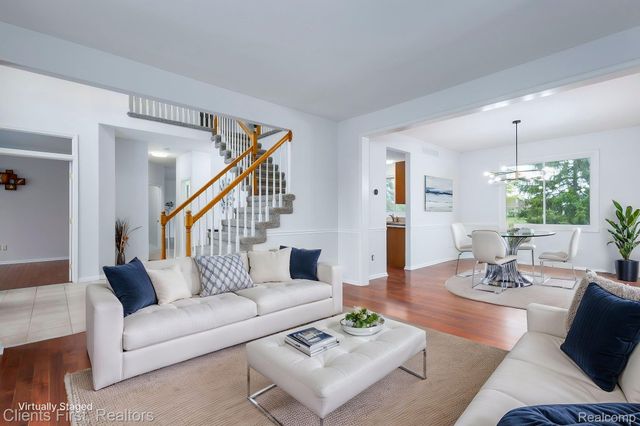 45498 Muirfield Drive, Canton Charter Township, MI 48188