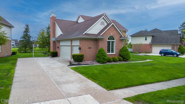45498 Muirfield Drive, Canton Charter Township, MI 48188