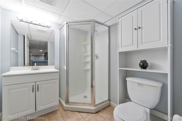 45498 Muirfield Drive, Canton Charter Township, MI 48188