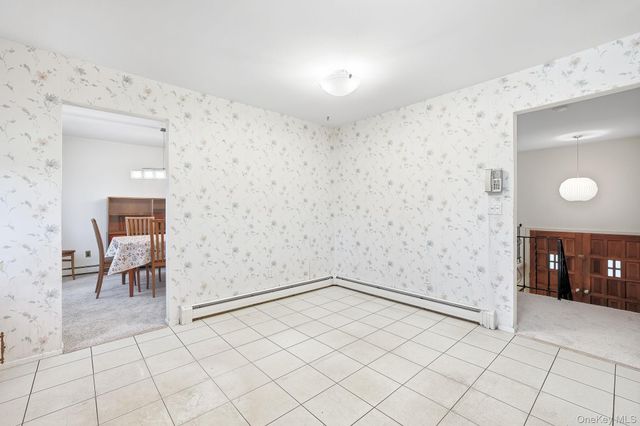 42 Bayberry Hill Road, Mahopac, NY 10541