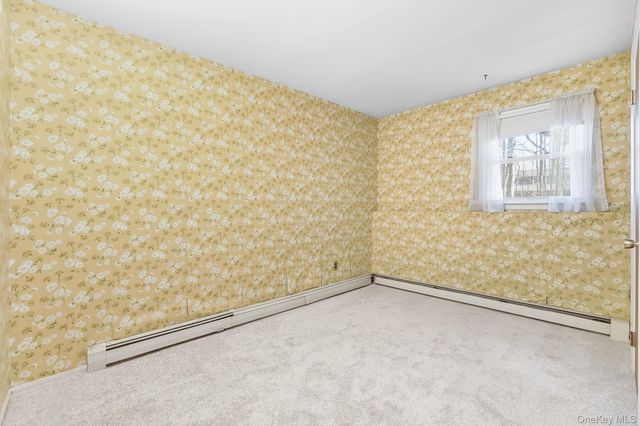 42 Bayberry Hill Road, Mahopac, NY 10541