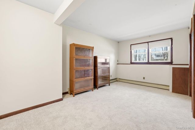 42 Bayberry Hill Road, Mahopac, NY 10541