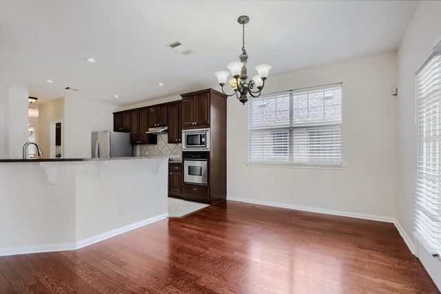 3817 Links LN, Round Rock, TX 78664