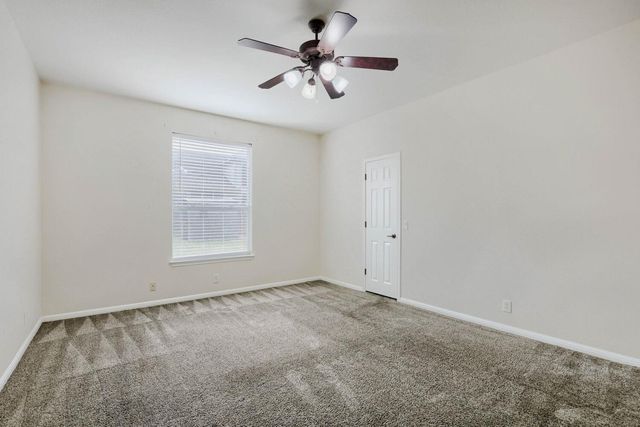 3817 Links LN, Round Rock, TX 78664