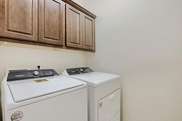 3817 Links LN, Round Rock, TX 78664
