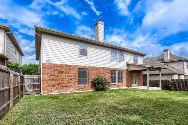 3817 Links LN, Round Rock, TX 78664