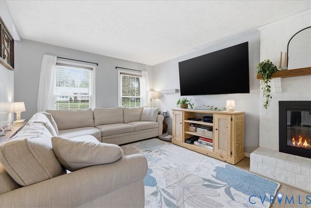 7457 Shire Pky, Mechanicsville, VA 23111