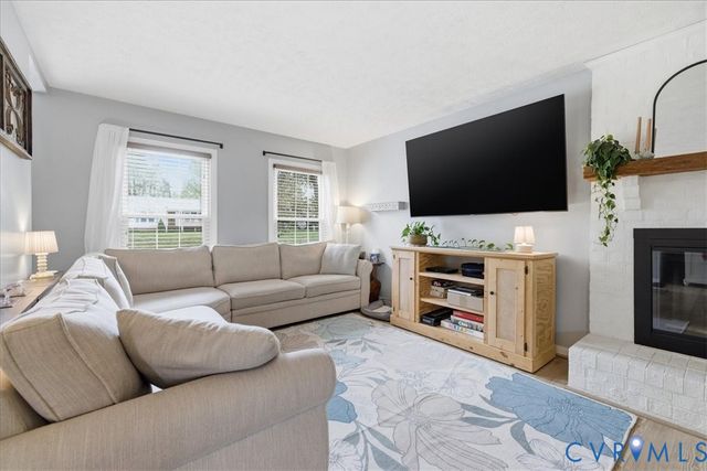 7457 Shire Pky, Mechanicsville, VA 23111