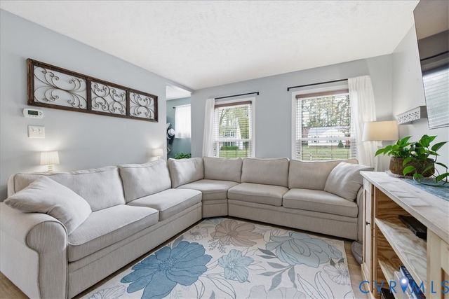 7457 Shire Pky, Mechanicsville, VA 23111