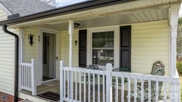 88 Lincoln Avenue, Marion, NC 28752