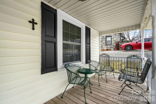 88 Lincoln Avenue, Marion, NC 28752