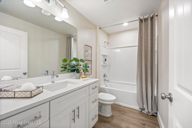 167 Hidden Woods Place, Melbourne, FL 32901