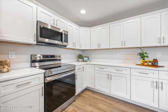 167 Hidden Woods Place, Melbourne, FL 32901