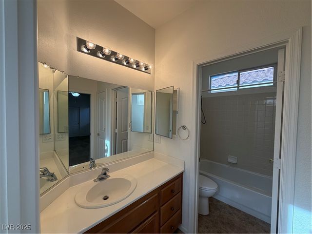 10596 Bardilino Street, Las Vegas, NV 89141