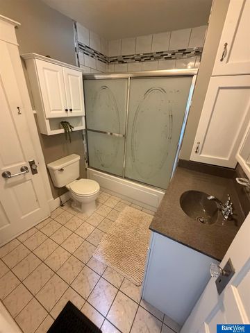 1635 S 13th Street, Lincoln, NE 68502