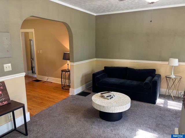 1635 S 13th Street, Lincoln, NE 68502