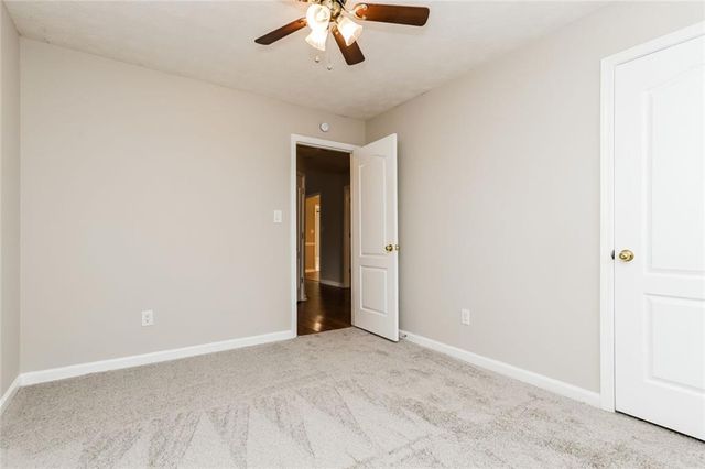 100 Rainwater Court, Mcdonough, GA 30252