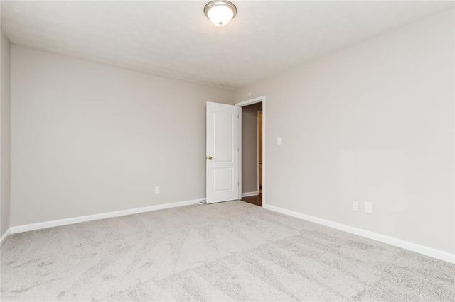 100 Rainwater Court, Mcdonough, GA 30252