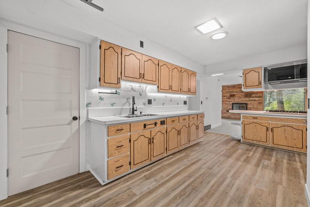 1012 Arcadian AVENUE, Waukesha, WI 53186