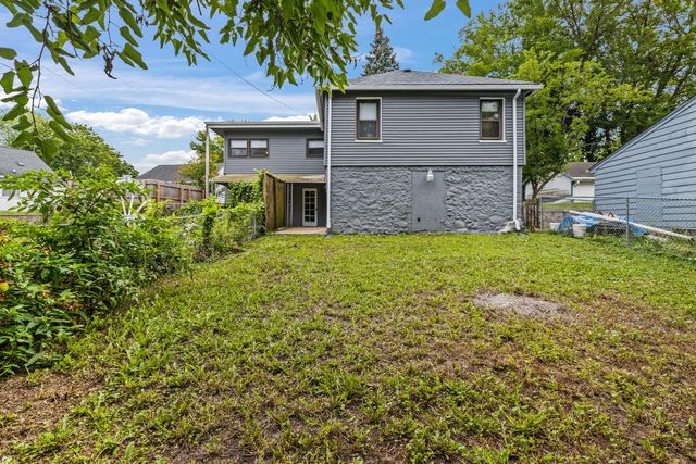 1012 Arcadian AVENUE, Waukesha, WI 53186