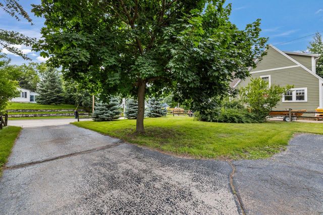 1012 Arcadian AVENUE, Waukesha, WI 53186
