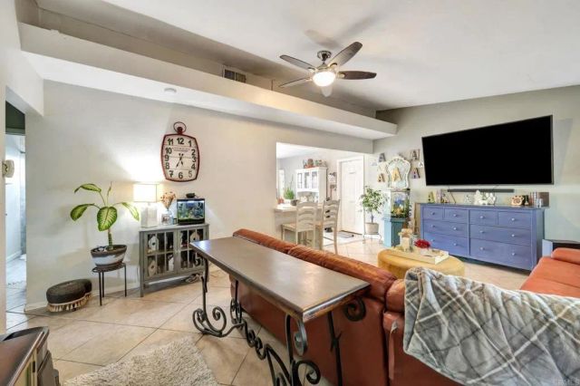 1105 Bostonia, El Cajon, CA 92021