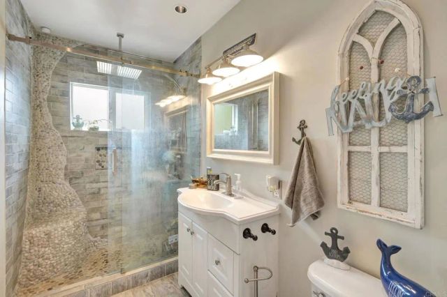 1105 Bostonia, El Cajon, CA 92021