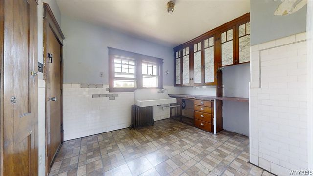 425 Johnson Street, Buffalo, NY 14211