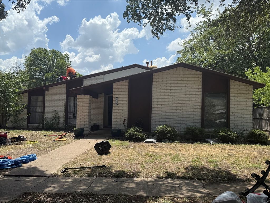 3310 Collins Boulevard, Garland, TX 75044