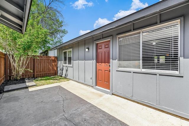 317 W William Cannon Drive DR B, Austin, TX 78745
