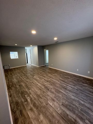 317 W William Cannon Drive DR B, Austin, TX 78745