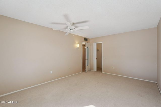 17818 N BUNTLINE Drive, Sun City West, AZ 85375