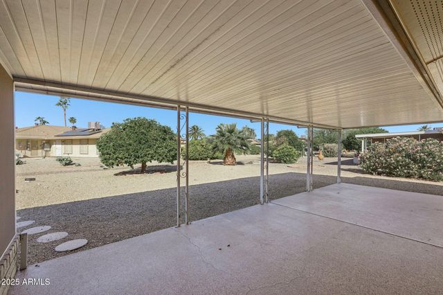 17818 N BUNTLINE Drive, Sun City West, AZ 85375