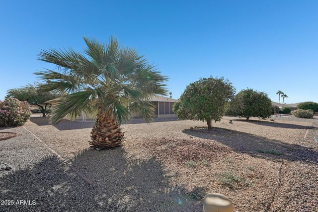 17818 N BUNTLINE Drive, Sun City West, AZ 85375