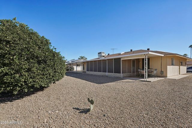 17818 N BUNTLINE Drive, Sun City West, AZ 85375
