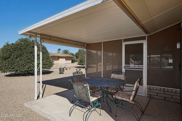 17818 N BUNTLINE Drive, Sun City West, AZ 85375