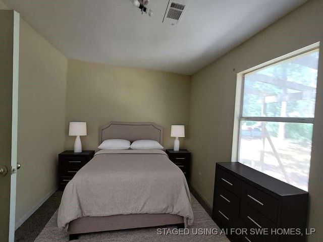 470 Trails End Drive, Cleveland, TX 77328