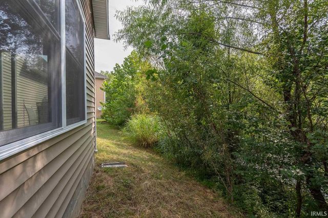 2870 E Creeks Edge Drive, Bloomington, IN 47401