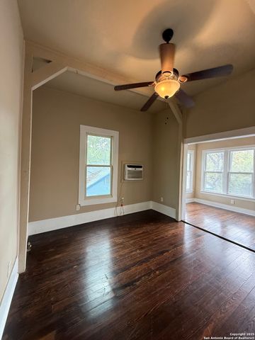 210 Eleanor Ave Apt 3, San Antonio, TX 78209