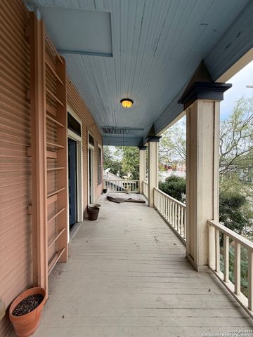 210 Eleanor Ave Apt 3, San Antonio, TX 78209